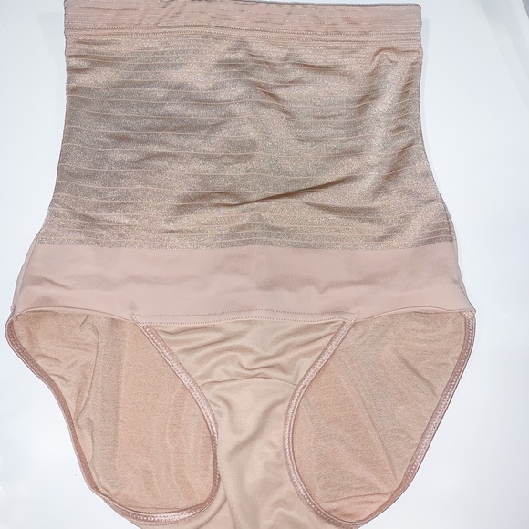 Shapewear core control brief - Picture 1 of 3